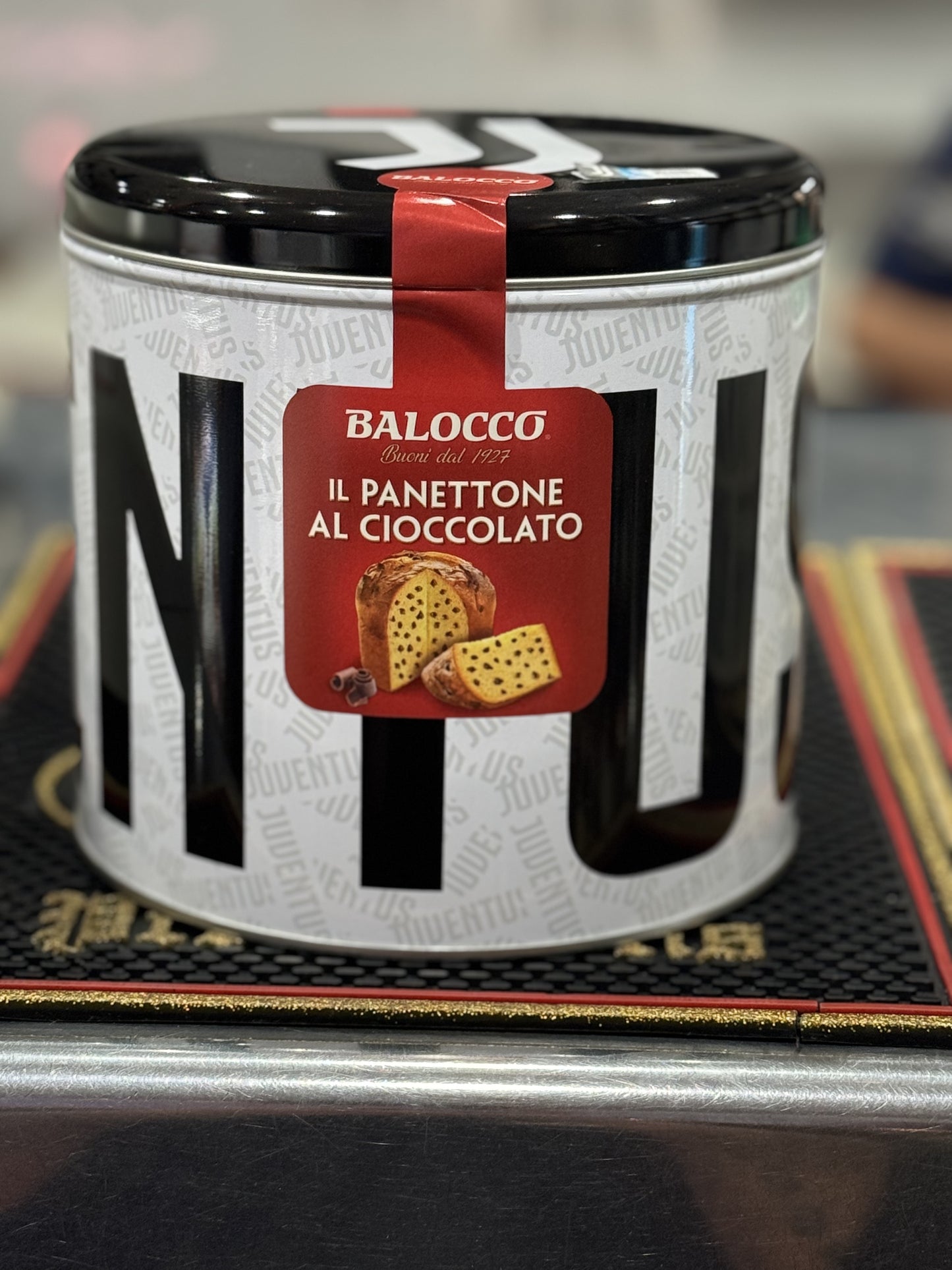 Juventus Chocolate Chip PANETTONE